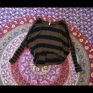 Brown and black long sleeve shirt.